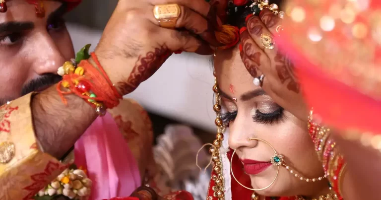 Sindoor daan during marriage